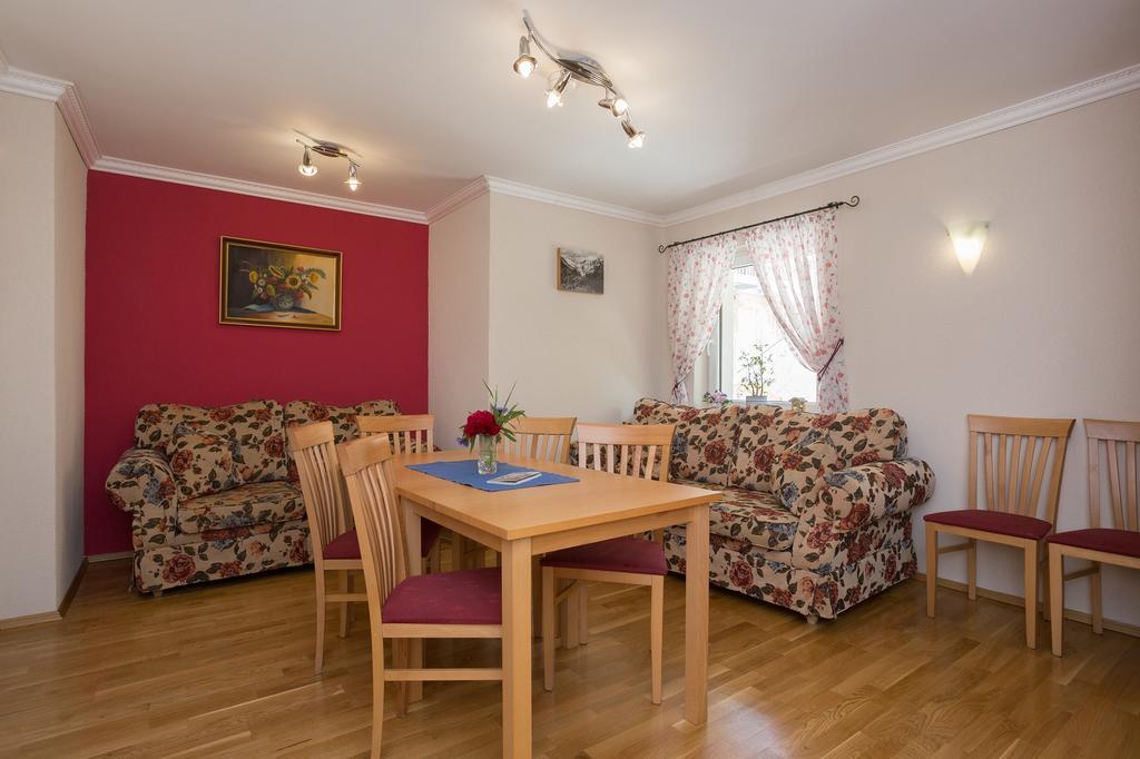 Saeuleck Appartement Inkl Skibus Малиниц Екстериор снимка